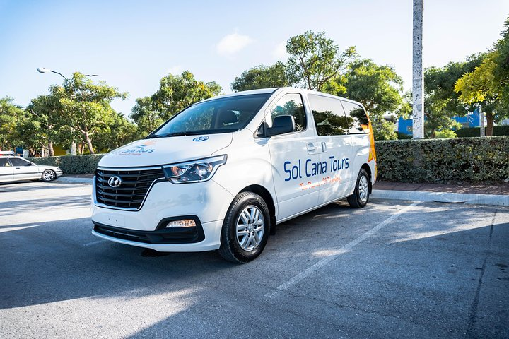 Private Transfer from Santo Domingo Airport to Bayahibe - Photo 1 of 7